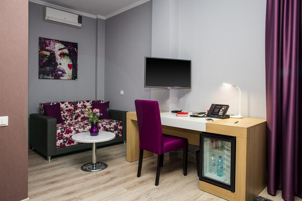 City Park Hotel Kišiněv Exteriér fotografie